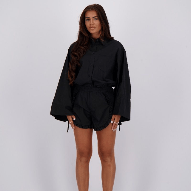 Reinders Blouse Short Ruffles True Black