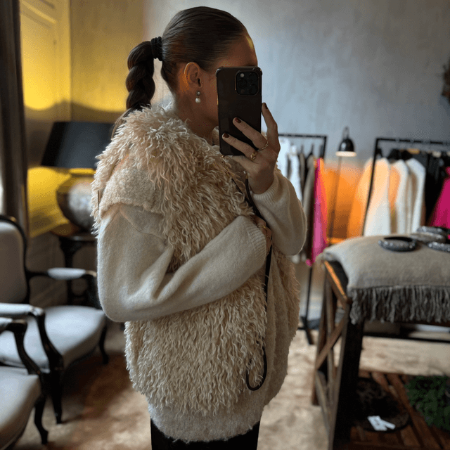 Furry Vest Off White