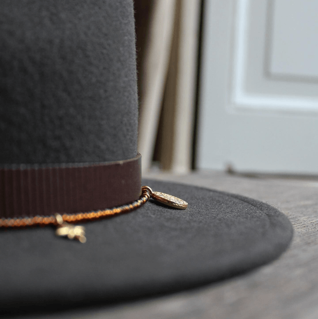 Hoed Ketting TS Brown Beads 