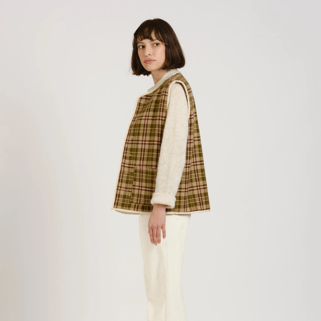 VALE reversible sleeveless jacket