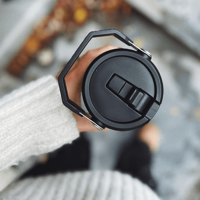 Stanley IceFlow™ Flip Straw Tumbler 0.89L Charcoal