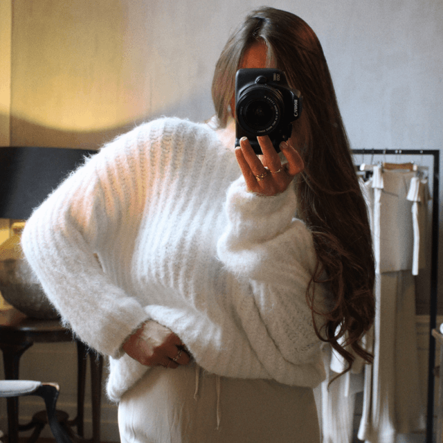 Orchid Knit White