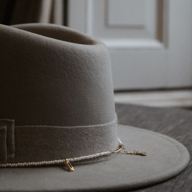 Hoed Ketting TS Off White Beads 