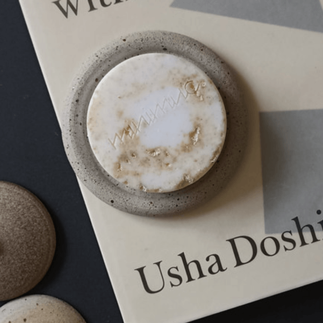 Minimuc Button Soap Dish