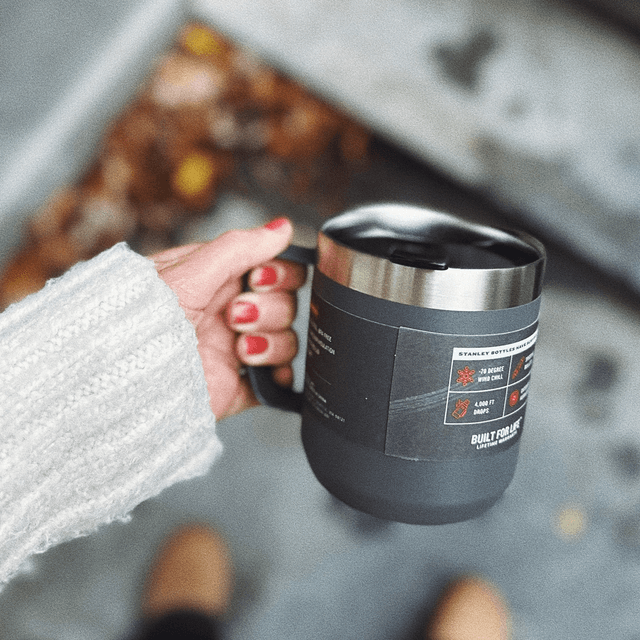  Stanley The Legendary Camp Mug 0,35L Charcoal 