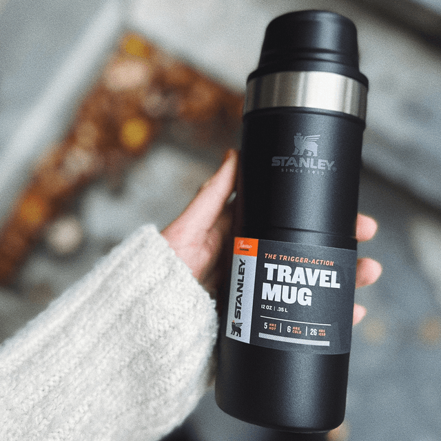 Stanley Trigger-Action Travel Mug 0,35L Matt Black 
