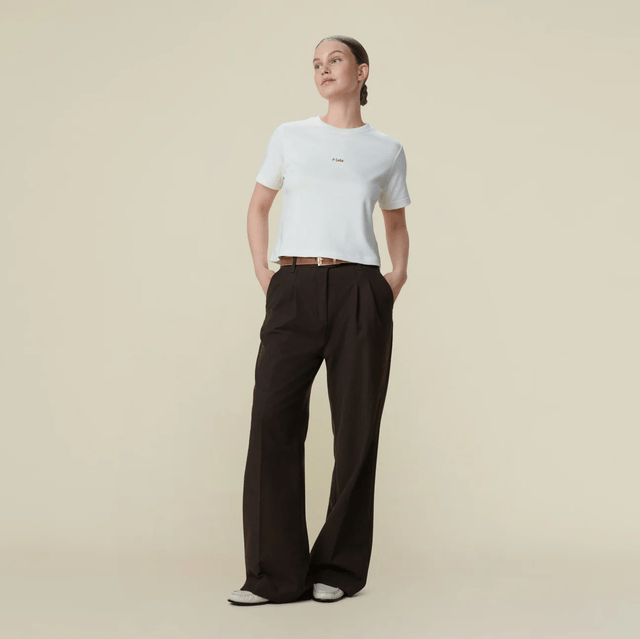 Lois Jeans Cherry Tee Lois Center - Cropped Tee Off White Brown Logo