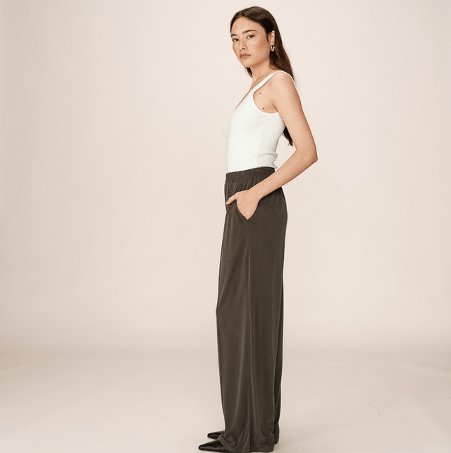 Soft Modal Pants Kaki 