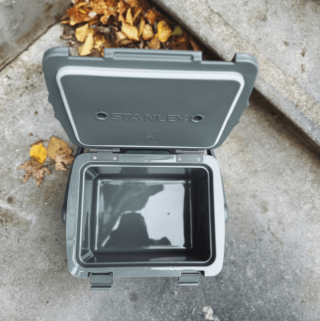 Stanley The Easy Carry Outdoor Cooler | 6.6L Green
