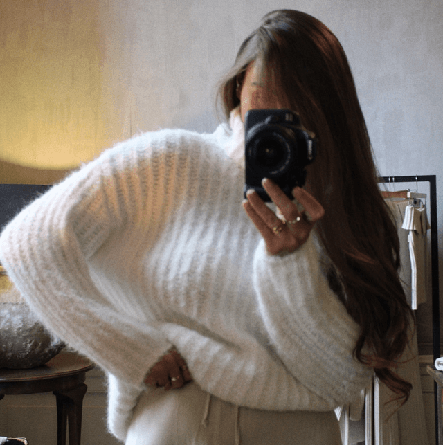 Orchid Knit White